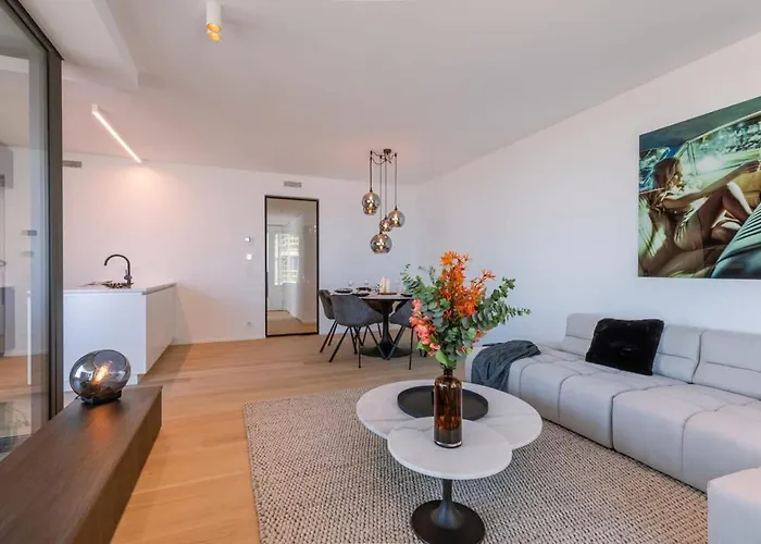 Huswell - Stunning With Breathtaking Views דירה